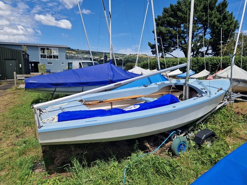 Wayfarer sailing dinghy - wayfarer, for