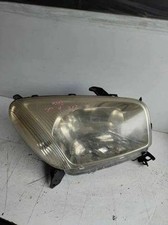 Toyota RAV 4 II A2 Headlight