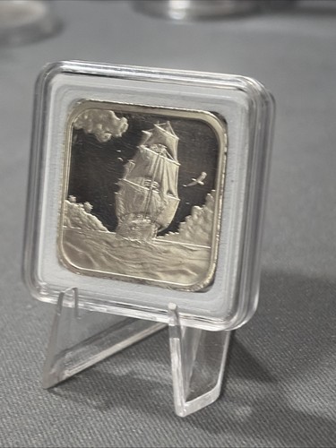 9999 fine silver - 9999,