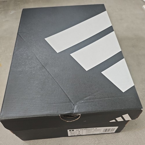 Adidas empty shoe - empty, box
