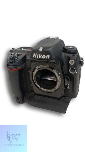 Nikon d2hs digital slr camera - nikon,