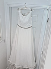 ExDisplay VICTORIA JANE WEDDING DRESS RONALD JOYCE Size 20 fit 14 16 18 Org£1200