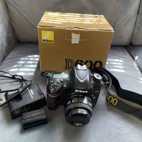 Nikon d600 s - +,