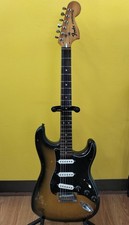 FENDER USA Stratocaster 1977 Electric Guitar JP