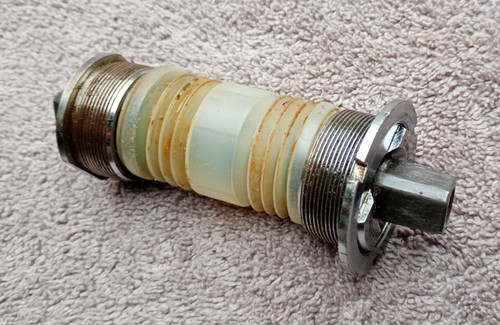 Bottom bracket set 119 - bottom,