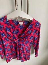 EAST STRETCH V-NECK PAISLEY DESIGN TOP WORN RARELY EX CON