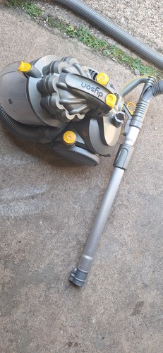 Dyson bagless corded - bagless,