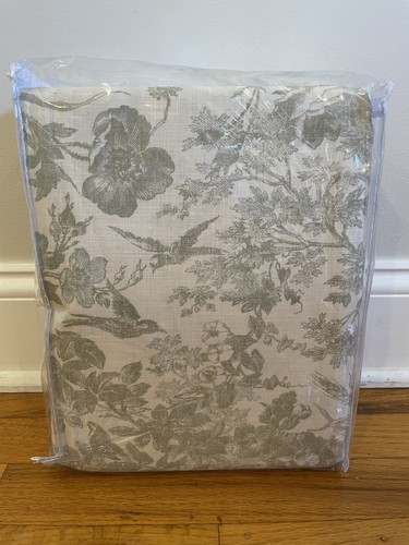 Pottery barn sorrel - pottery, toile