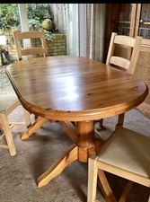 Extendable Solid Pine Wood