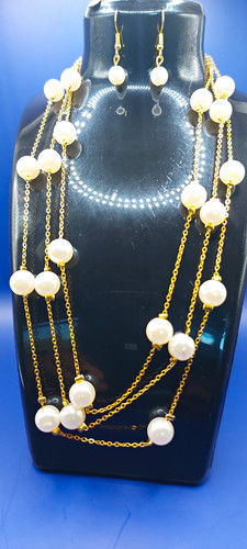Gold tone imitation pearl - imitation,