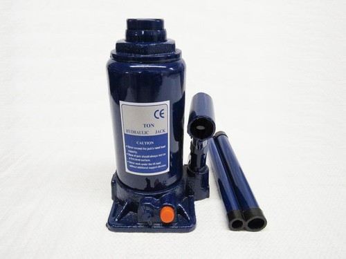 Hydraulic bottle jack lifting - hydraulic,