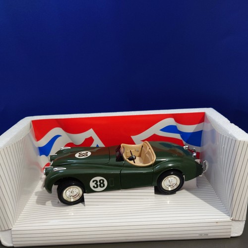 Ertl 1948 jaguar xk120 18 - ertl, 1:18