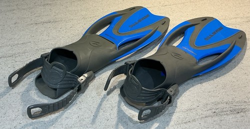 Divers snorkeling swim - u.s.,