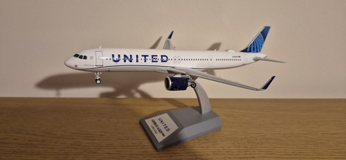 Inflight200 united airlines - inflight200,