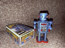 Masudaya Antique Robot R-35 Wind Up Vintage Tin Toy Japan Collection