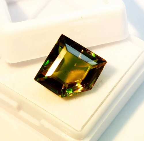 Diaspore color change - diaspore,