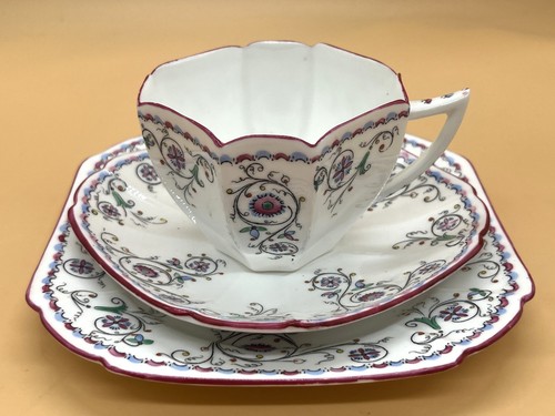 Shelley china pink scroll - china,