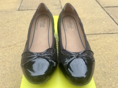 Ladies black patent slip - black,