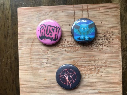 Rush rock badge collection - ,