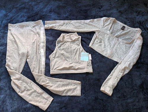 Victoria secret 3pc - secret,