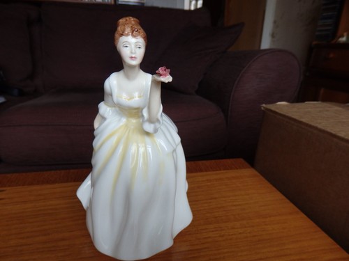 Royal doulton figurine flower - figurine, 'flower