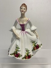 Royal Doulton Figurine Country Rose HN 3221 Modelled By Peggy Davis 1988