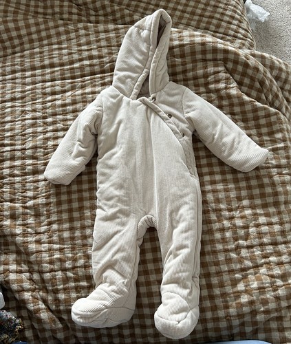 Matalan pram suit month - suit, 6-9