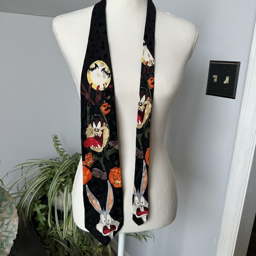 Looney tunes mania halloween - looney,