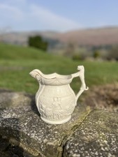 Vintage Relief Moulded Cream