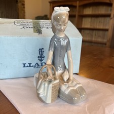 Lladro Dove Girl Feeding Dove