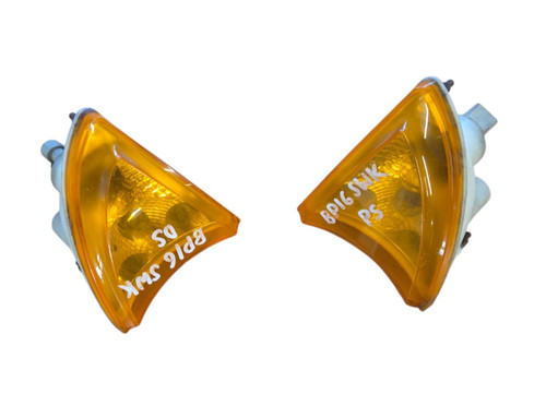 Pair amber front - +amber, indicator