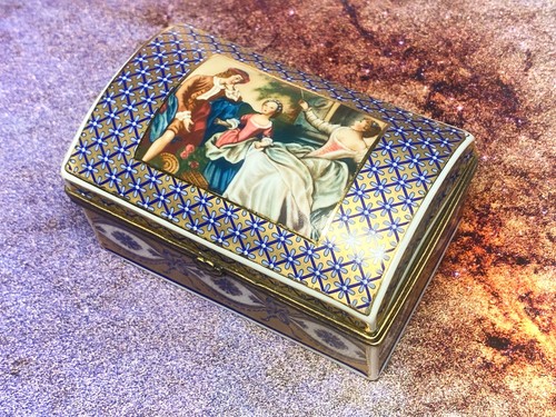 Past times porcelain blue and - past,