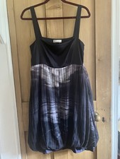 MAIS IL EST OU LE SOLEIL DRESS