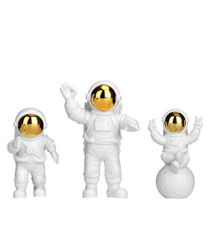 Astronaut figurine set - astronaut,