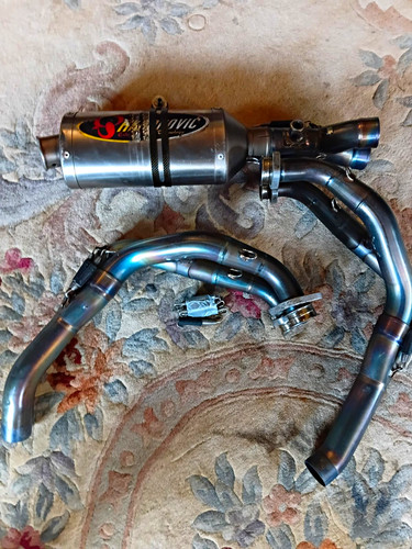Akrapovic race exhaust - akrapovic,