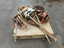 Pipe Thread Machine With Two Extra Heads/Bucket (Not Tested) - NVC683F