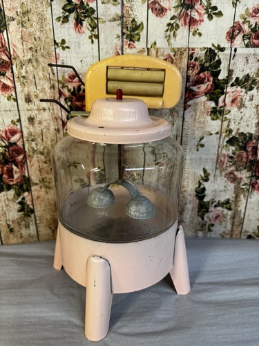 Vintage wood co child - c.g.,