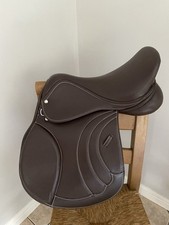 Brown 16.5 Seat Medium Wide