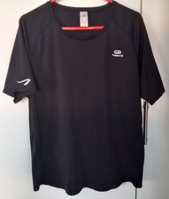 men's Kalenji black top, size