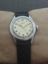 RARE!! UNIVERSAL GENEVE WWII