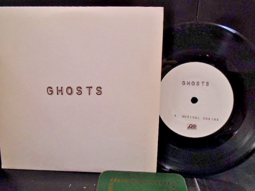 Ghosts musical chairs - musical,