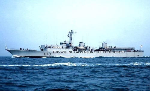 Royal navy destroyer hms - royal,