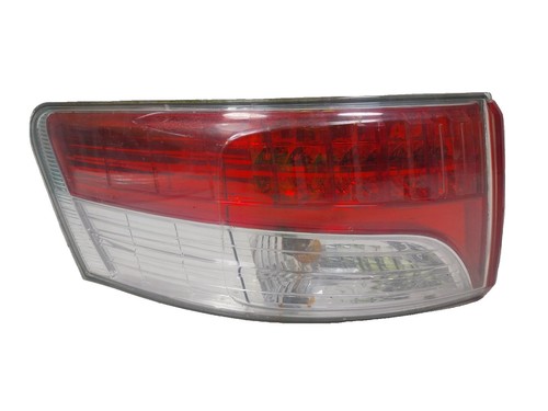 2011 toyota avensis rear - avensis, rear/tail