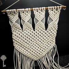 BOHO MACRAME WALL HANGING – VINTAGE HANDCRAFTED WOVEN TEXTILE DECOR 46 X 76 CM
