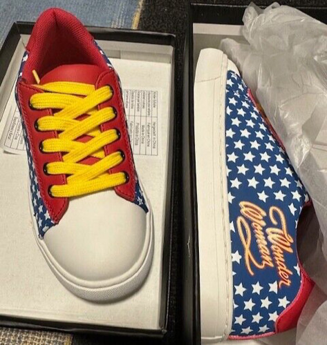 Wonder woman trainers - woman, bnib