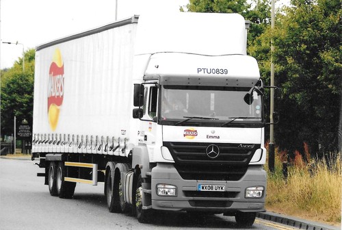 Eddie stobart walkers - stobart,