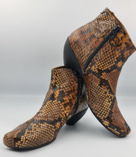 Tracey Neuls Womens Iris Faux