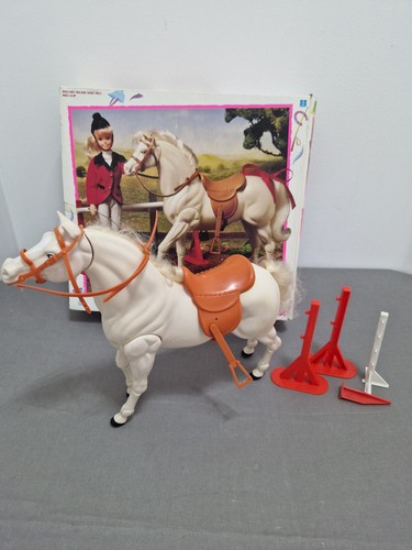 Sindy doll tiffany - tiffany, 1983