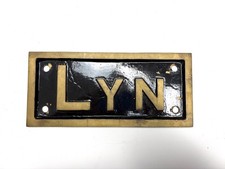 Replica railway locomotive