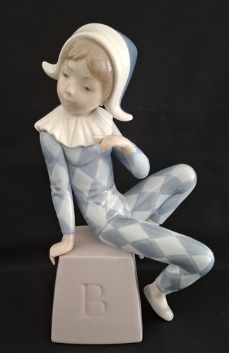 Lladro figurine harlequin b - figurine, "harlequin-b"